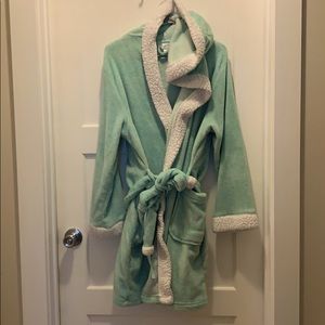 L/XL Robe